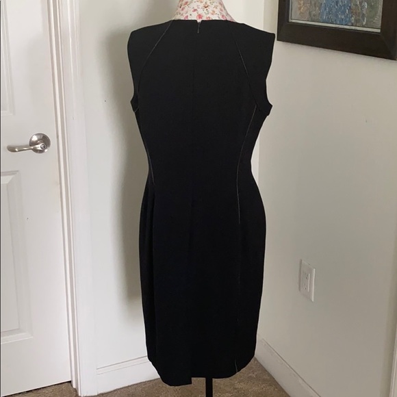 Back to Black - Picture 2 of 4